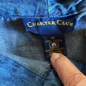𝅺CHARTER Club lightweight jeans. Front pockets. Comfortable and soft.